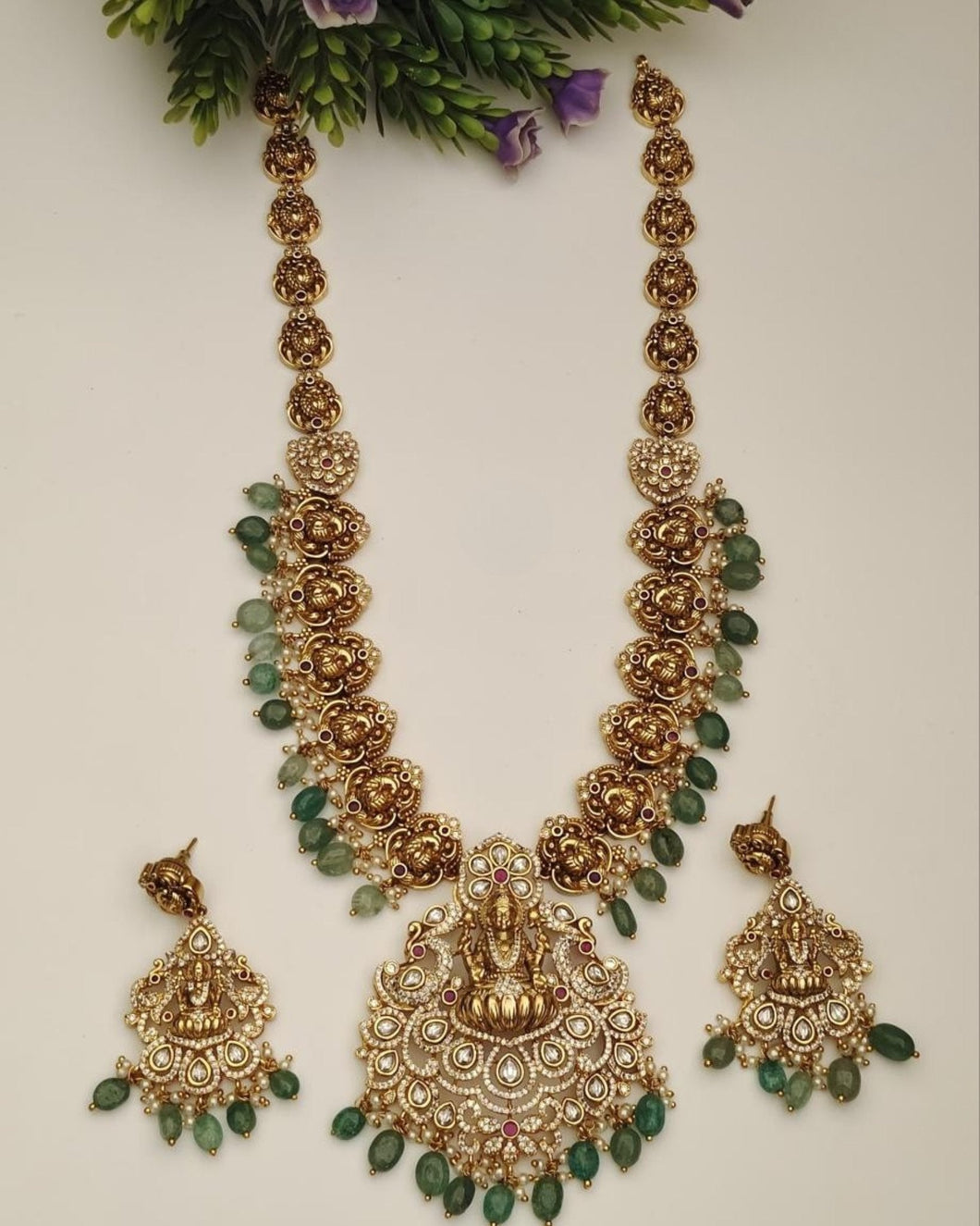Temple Necklace with Earrings